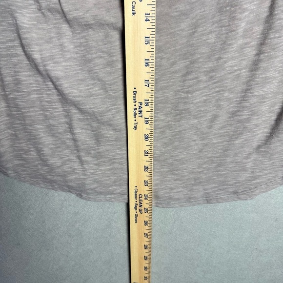 Athleta Women’s Open Cut Out Back Tank Top Slub Sleeveless Grey Women's size L - Picture 4 of 6